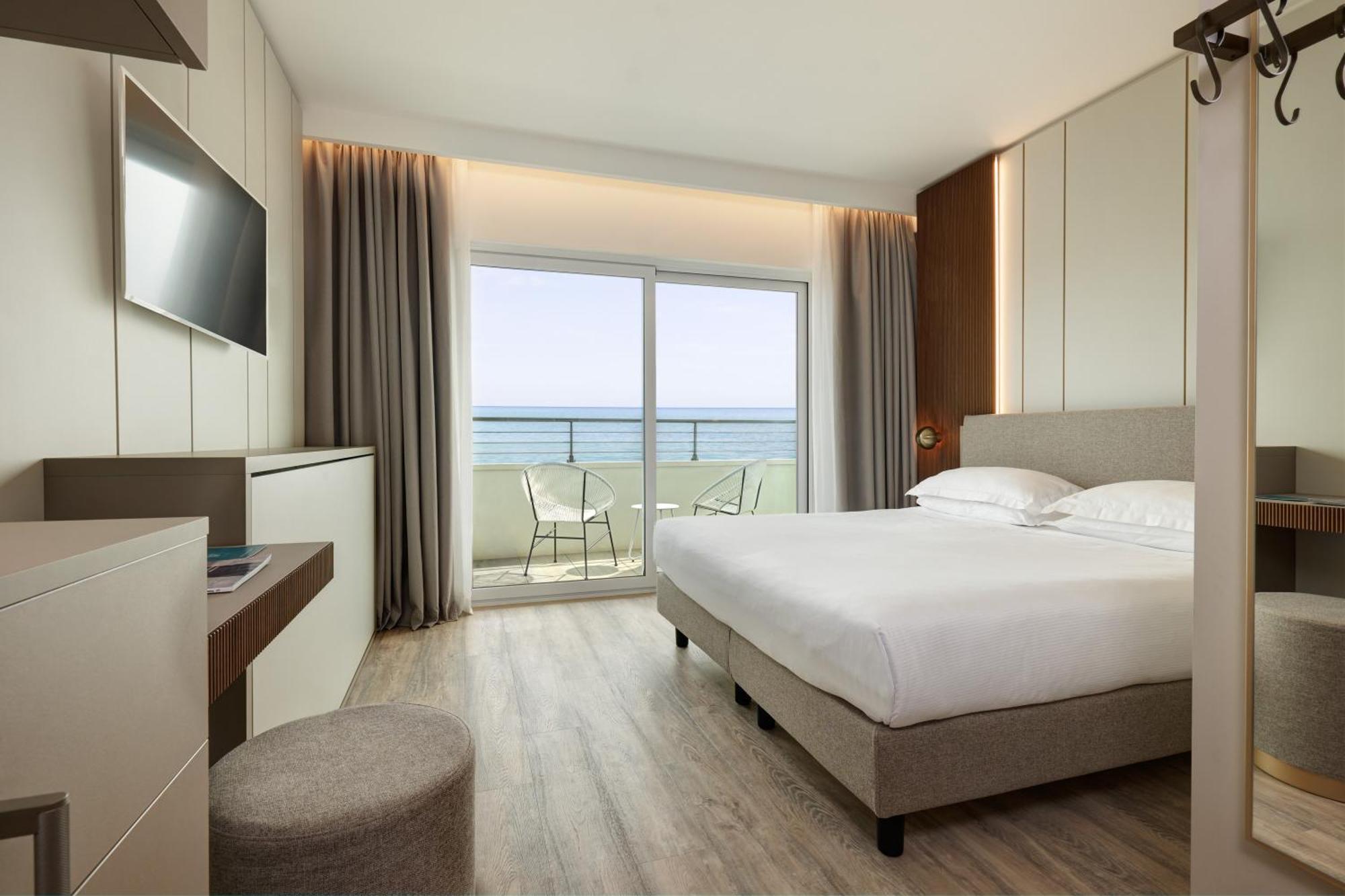 Adriatic Palace Hotel Лідо-ді-Єзоло Екстер'єр фото